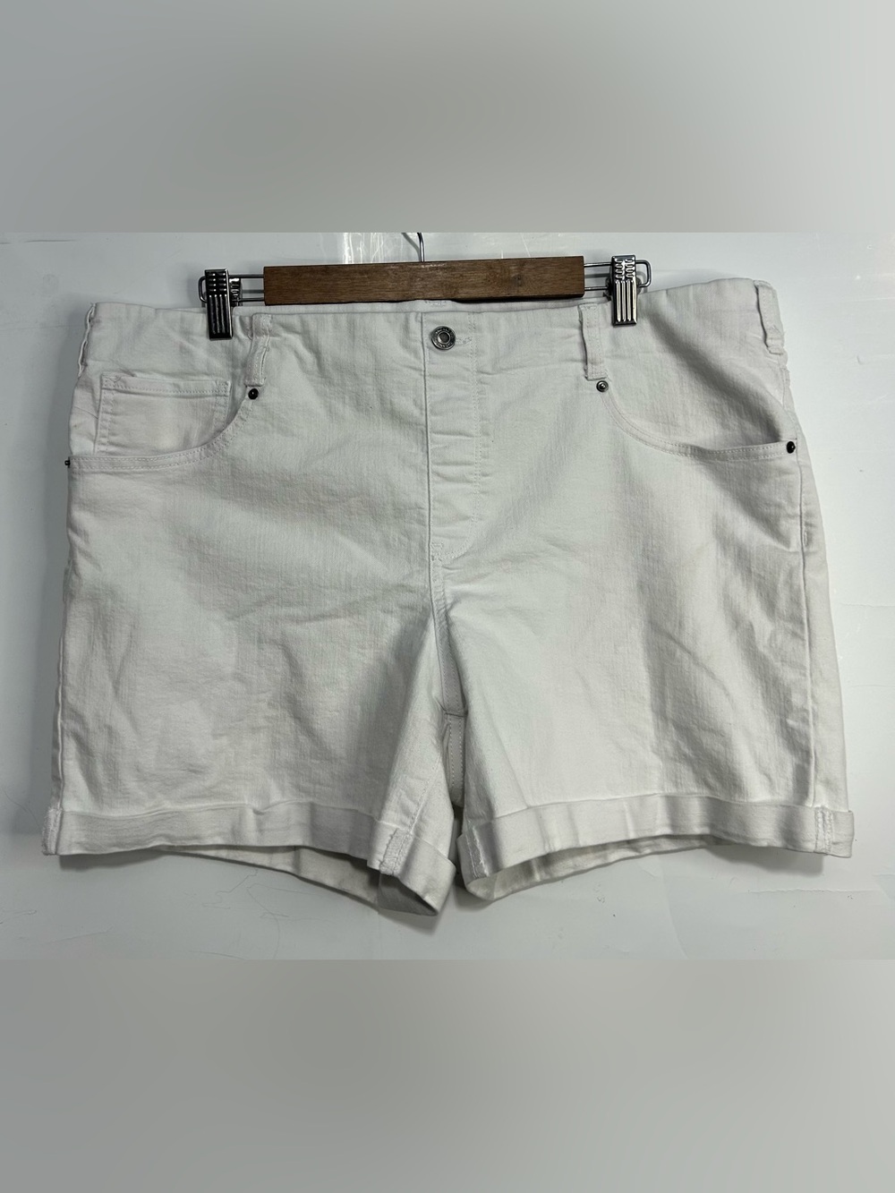 Classic White Women's Cotton-Blend Shorts